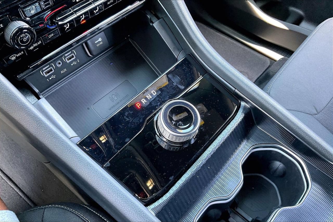 New 2026 Jeep Grand Cherokee Laredo X RWD image 25