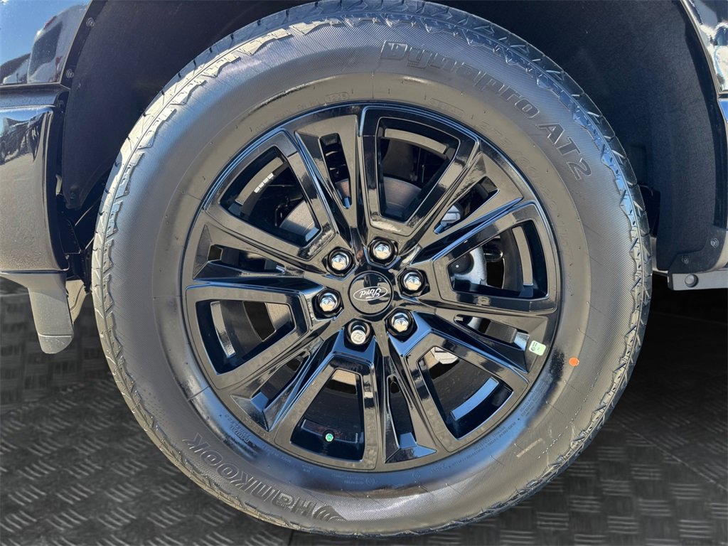 New 2025 Ford F150 Platinum w/ FX4 Off-Road Package image 14