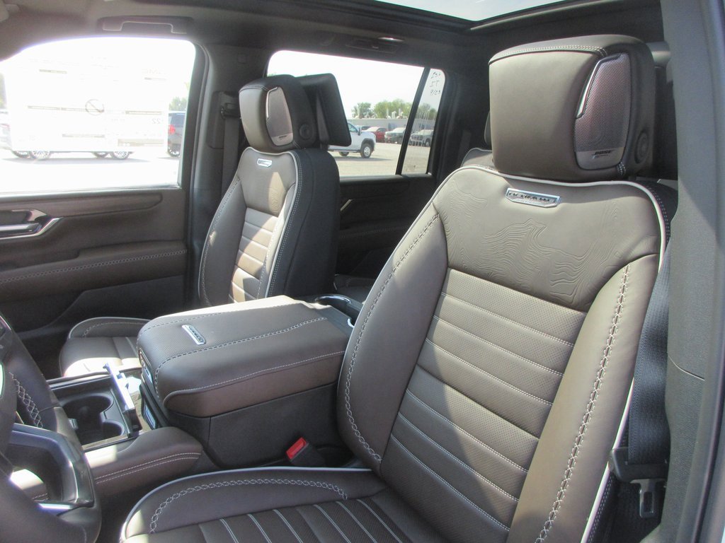 New 2026 GMC Yukon XL Denali Ultimate image 12