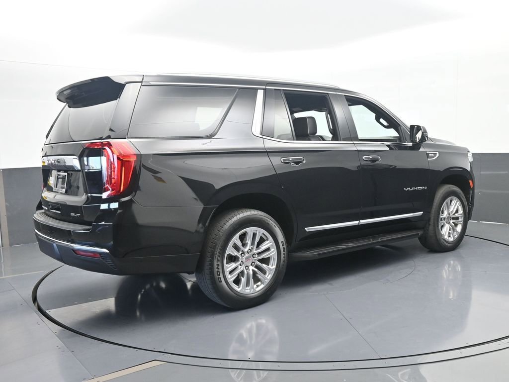 Used 2024 GMC Yukon SLT w/ SLT Luxury Package image 6