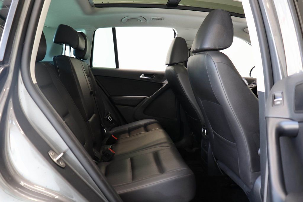 Used 2016 Volkswagen Tiguan SE image 20