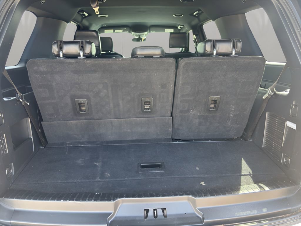 Used 2020 Ford Expedition XLT w/ Equipment Group 202A image 12