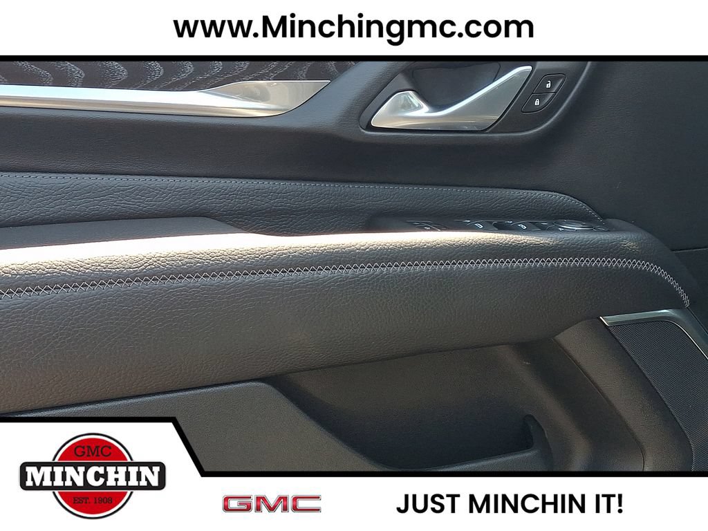 Used 2023 GMC Yukon Denali AWD/4WD image 14