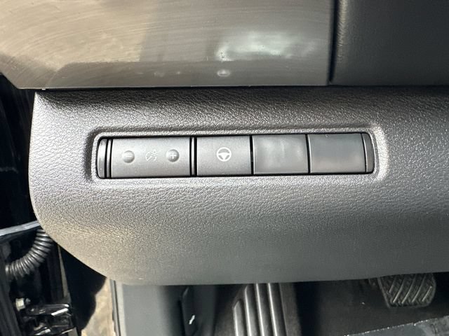 Used 2023 Nissan Pathfinder Rock Creek AWD/4WD image 35