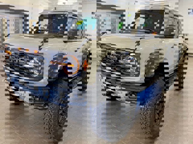 New 2025 Ford Bronco Raptor w/ Interior Carbon Fiber Pack image 4