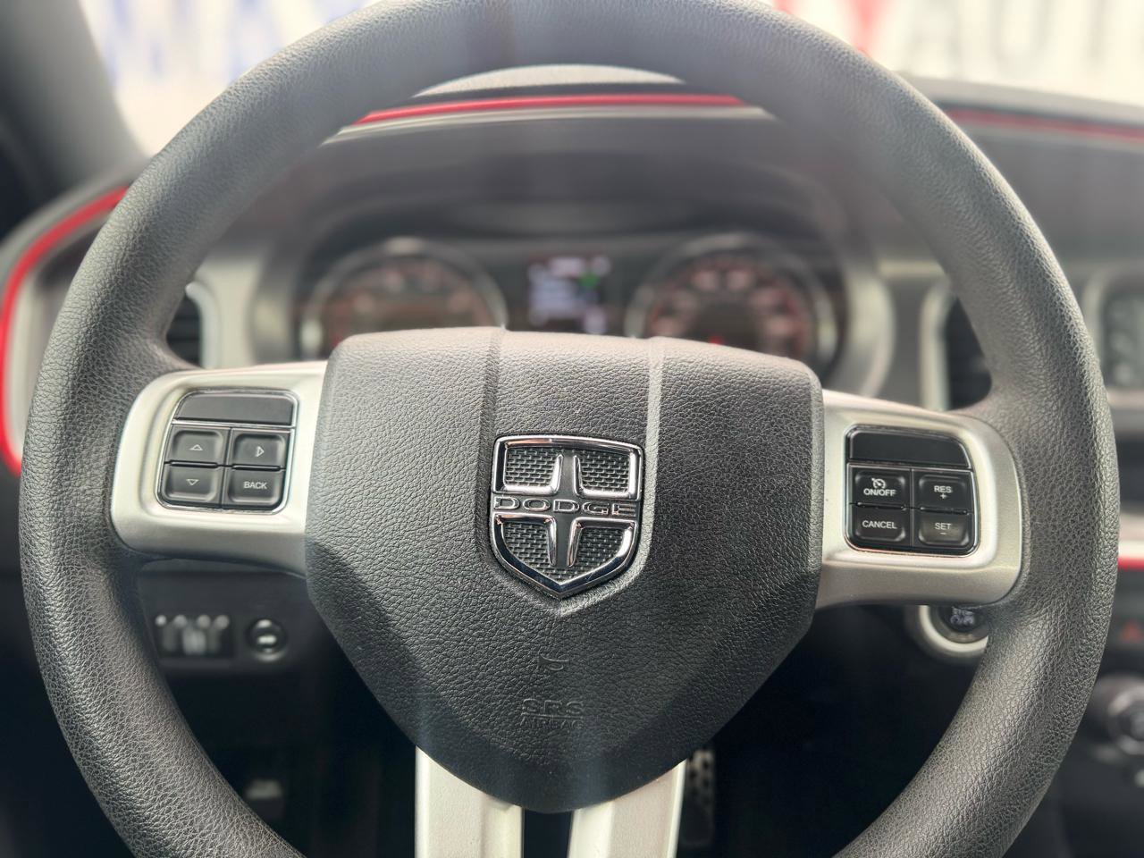 Used 2013 Dodge Charger SE image 33