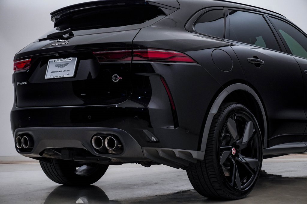 Used 2021 Jaguar F-PACE SVR image 12