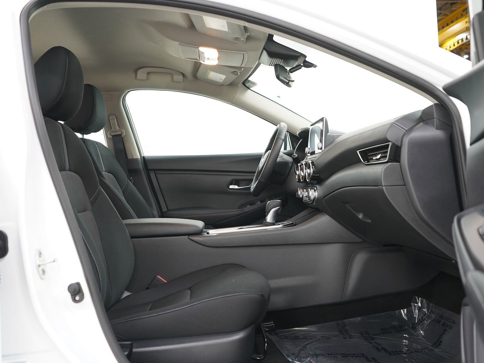 Used 2025 Nissan Sentra SV w/ All-Weather Package FWD image 8