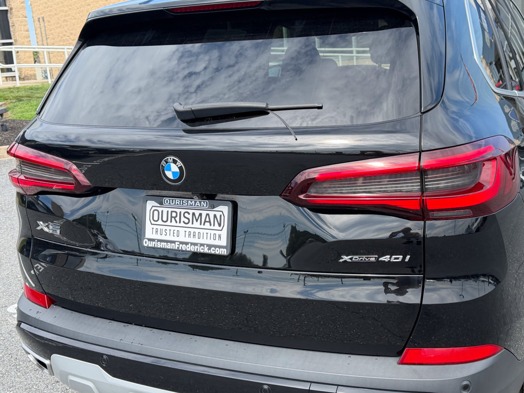 Used 2022 BMW X5 xDrive40i AWD/4WD image 11