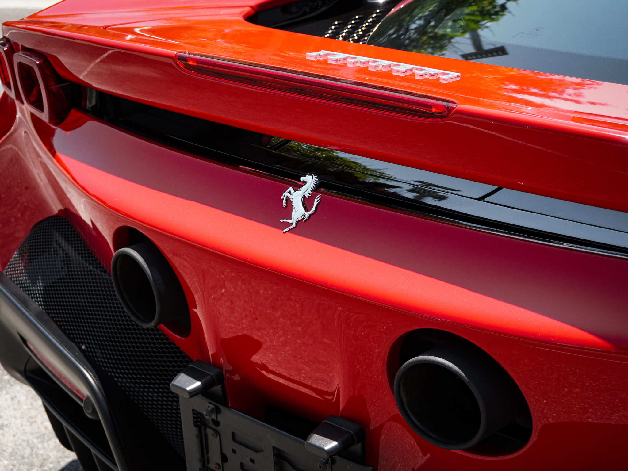 Used 2022 Ferrari SF90 Stradale AWD/4WD image 13