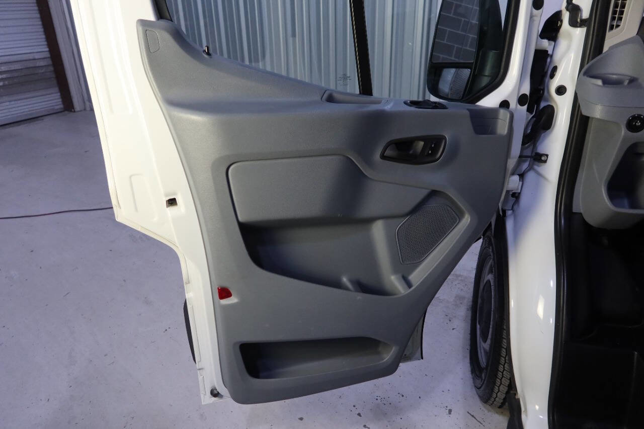 Used 2016 Ford Transit 350 XL image 25