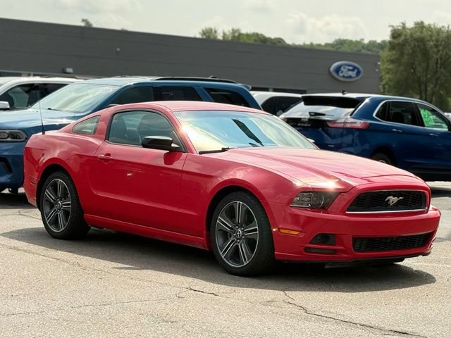Used 2014 Ford Mustang Coupe w/ V6 Performance Package RWD image 26