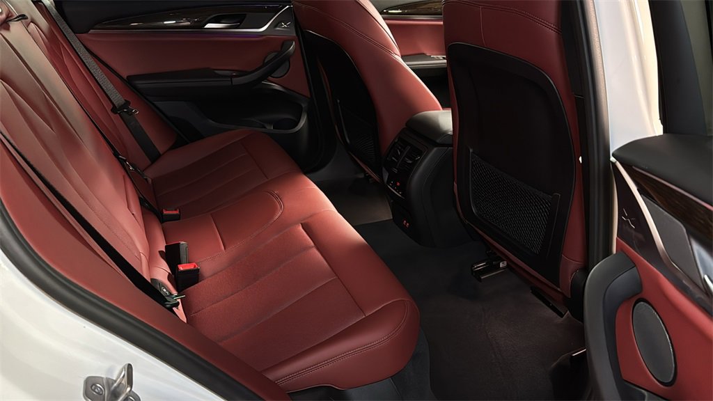 Used 2023 BMW X4 xDrive30i w/ Convenience Package image 12