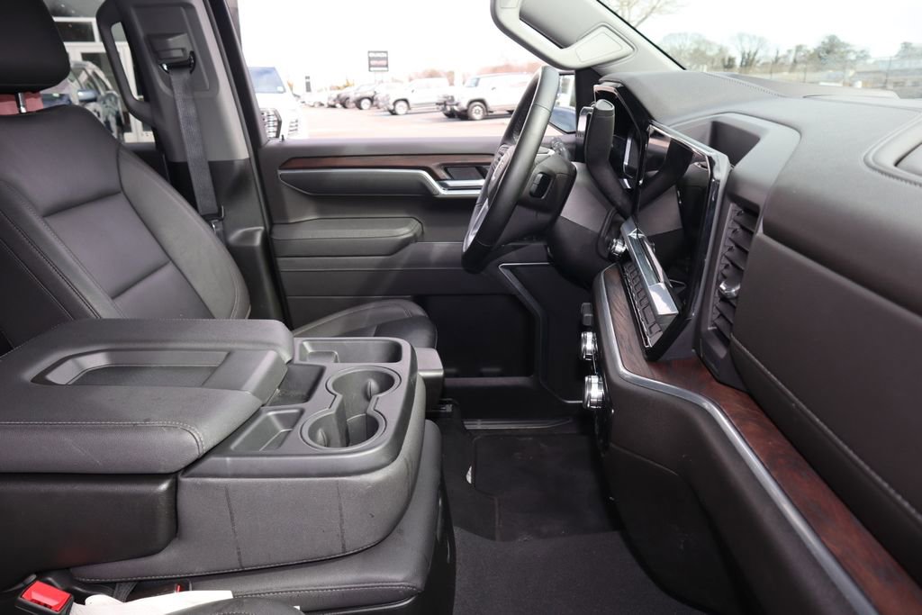 Used 2026 GMC Sierra 1500 SLT image 29
