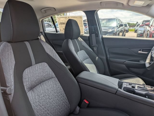 New 2026 Nissan Sentra SV w/ SV Convenience Package FWD image 32