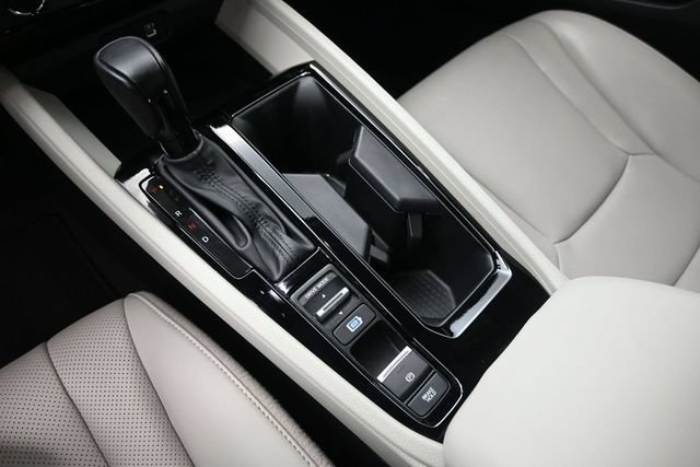 Certified 2024 Honda Accord EX-L image 19