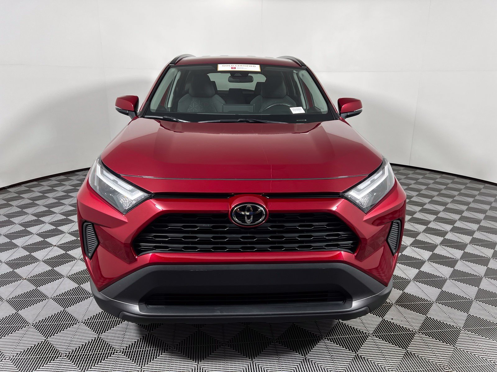 Certified 2025 Toyota RAV4 XLE AWD/4WD image 2