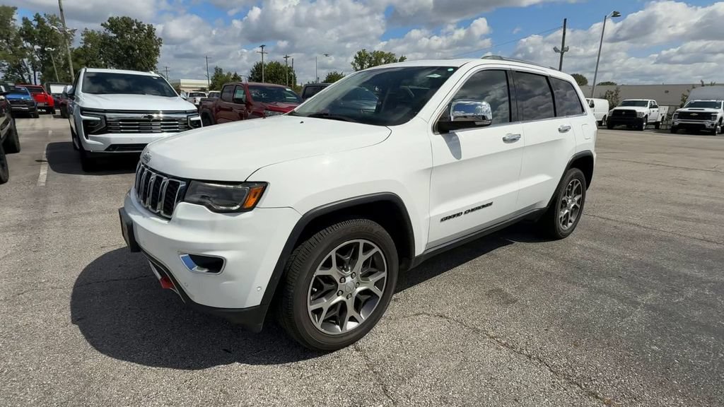 Used 2020 Jeep Grand Cherokee Limited w/ Premium Lighting Group AWD/4WD image 4