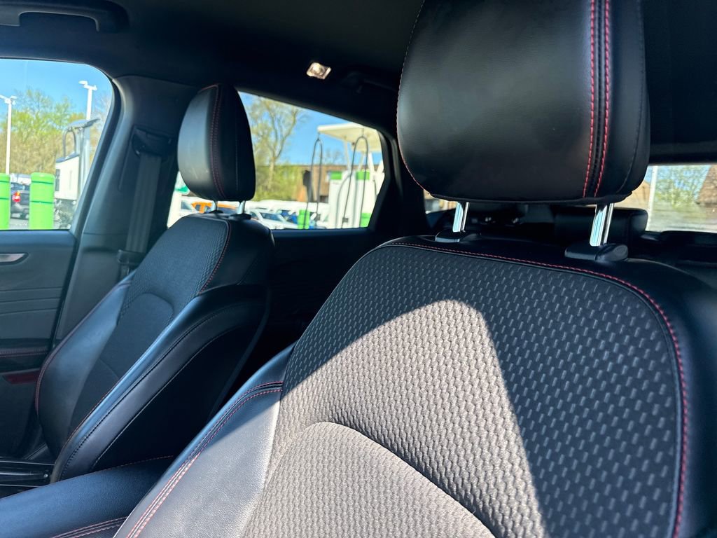 Used 2023 Ford Escape ST-Line w/ Tech Pack #1 image 24