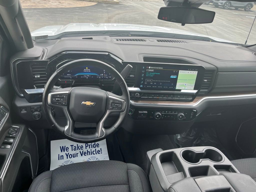 Used 2025 Chevrolet Silverado 1500 LT image 8