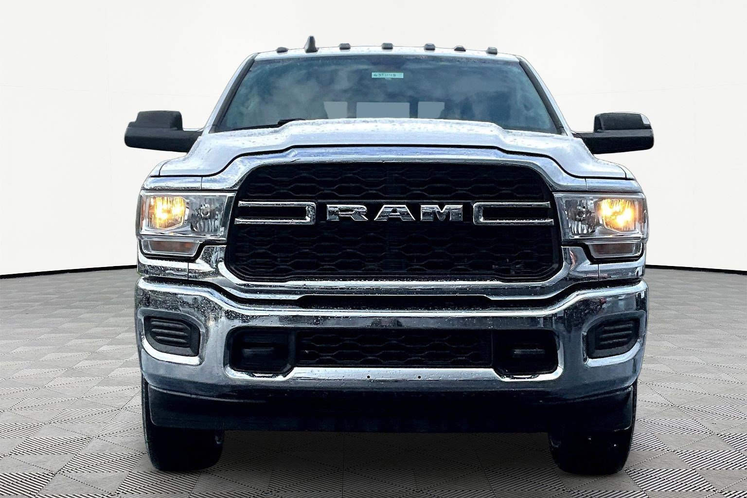 Used 2019 RAM 3500 Tradesman image 2