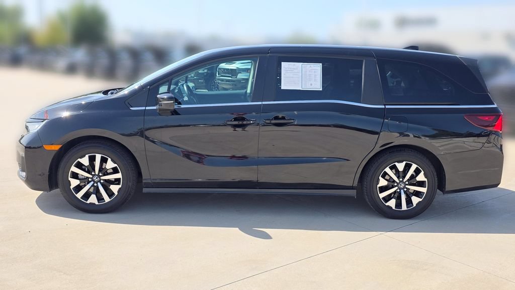 Certified 2025 Honda Odyssey EX-L image 2