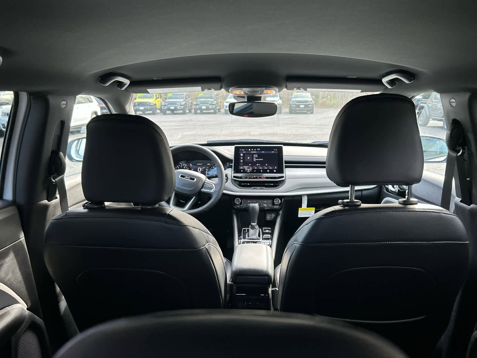 New 2026 Jeep Compass Limited image 38