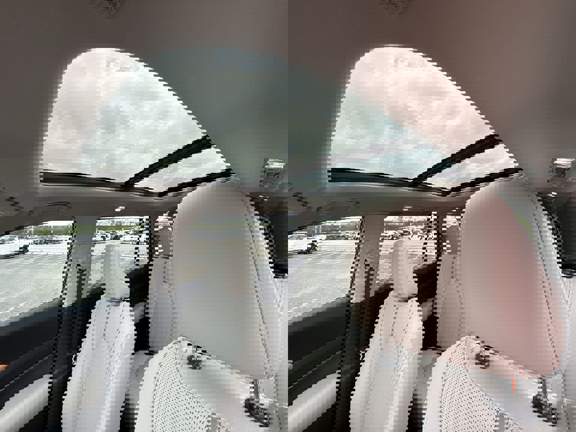 Certified 2024 Toyota Grand Highlander Platinum image 16