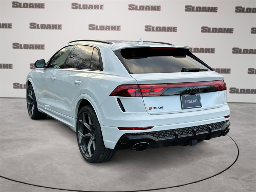 New 2026 Audi RS Q8 performance image 3