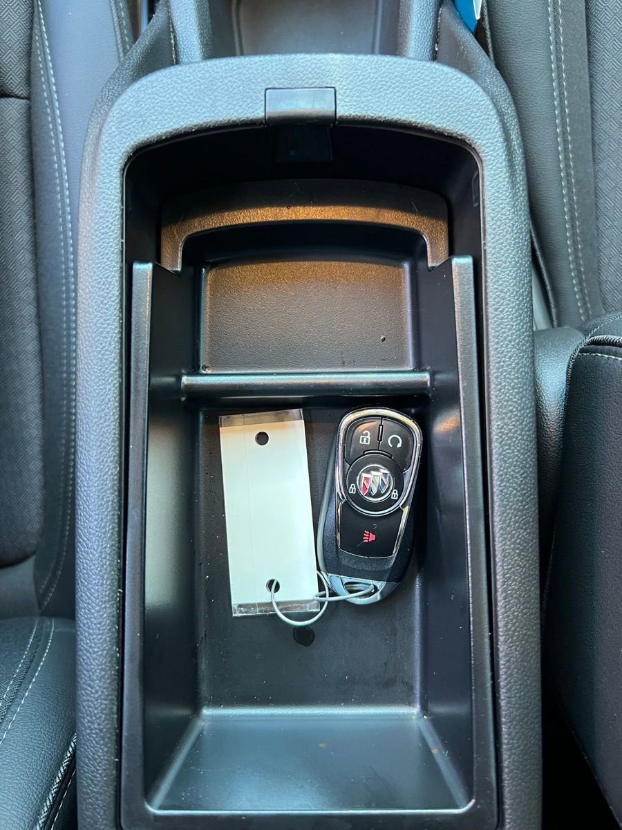Used 2023 Buick Encore GX Select image 37