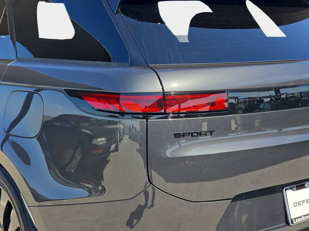 New 2026 Land Rover Range Rover Sport Dynamic SE AWD/4WD image 36