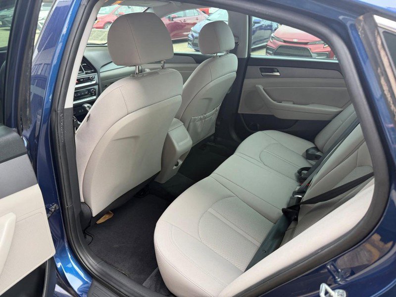 Used 2018 Hyundai Sonata SEL w/ Cargo Package image 12