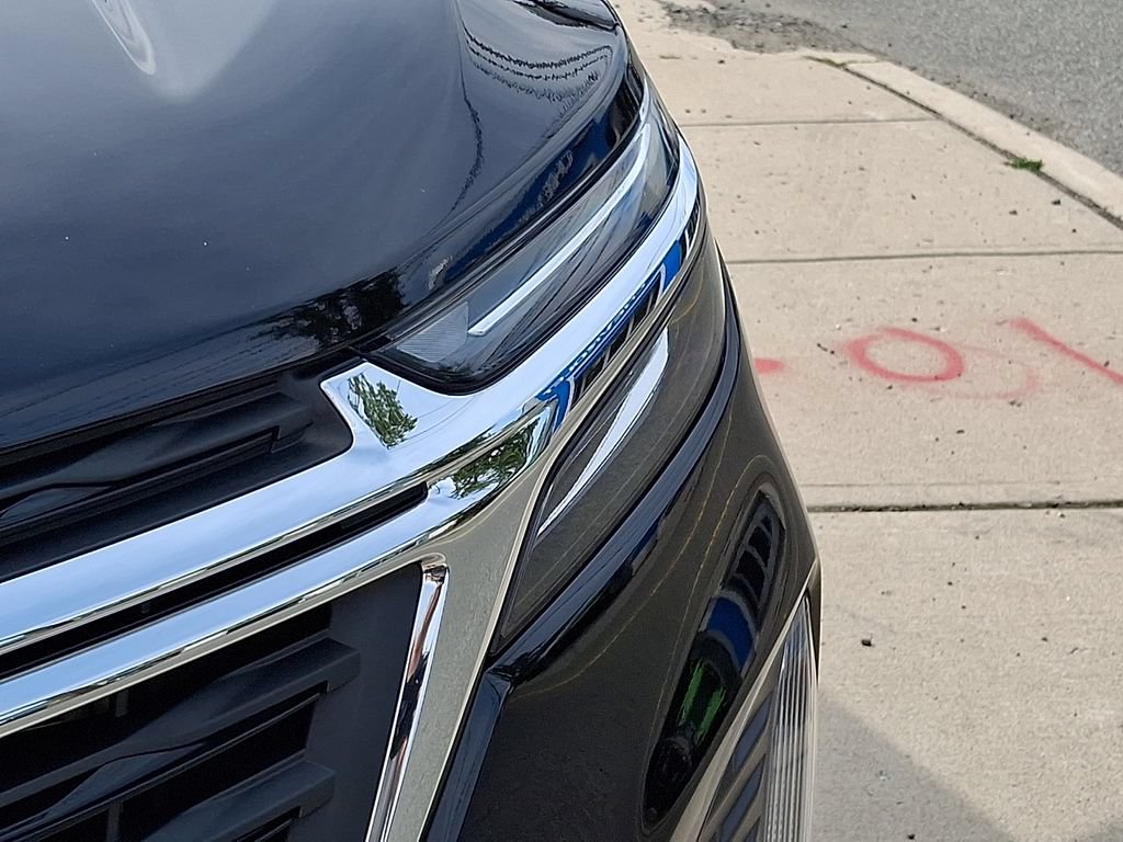 Used 2023 Chevrolet Equinox LT FWD image 36