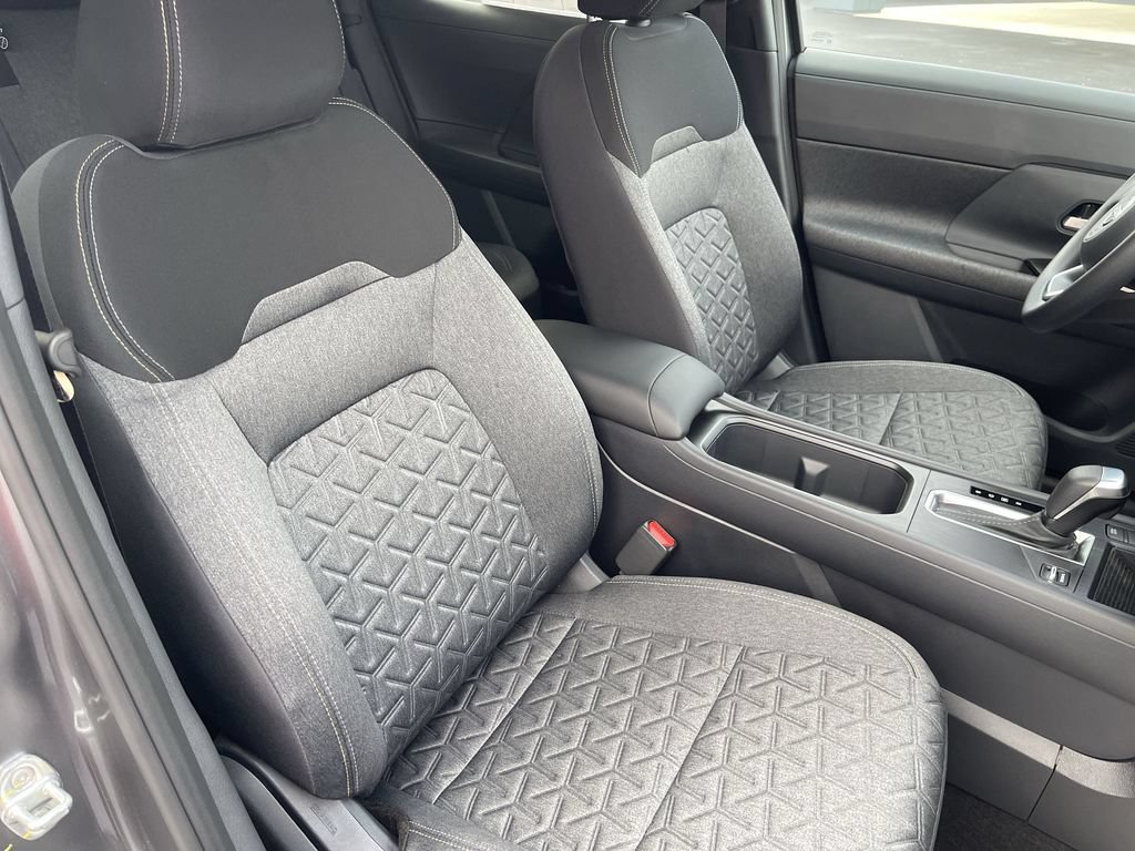 New 2026 Nissan Kicks SV FWD image 27