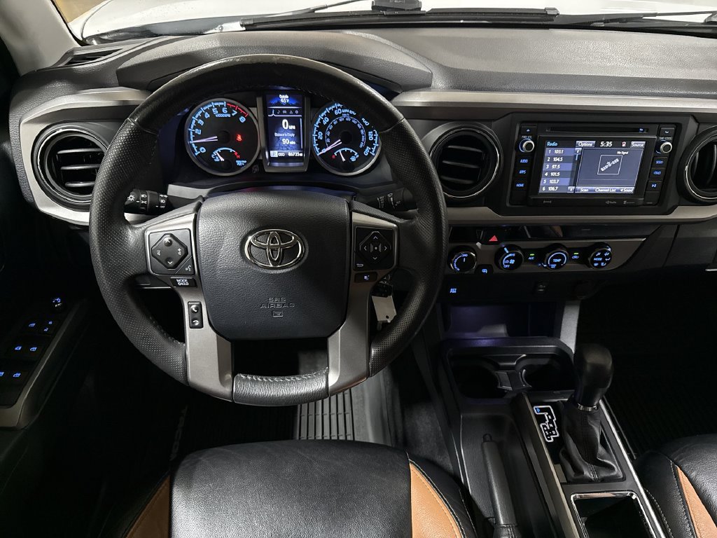 Used 2017 Toyota Tacoma SR5 w/ Tow Package AWD/4WD image 11