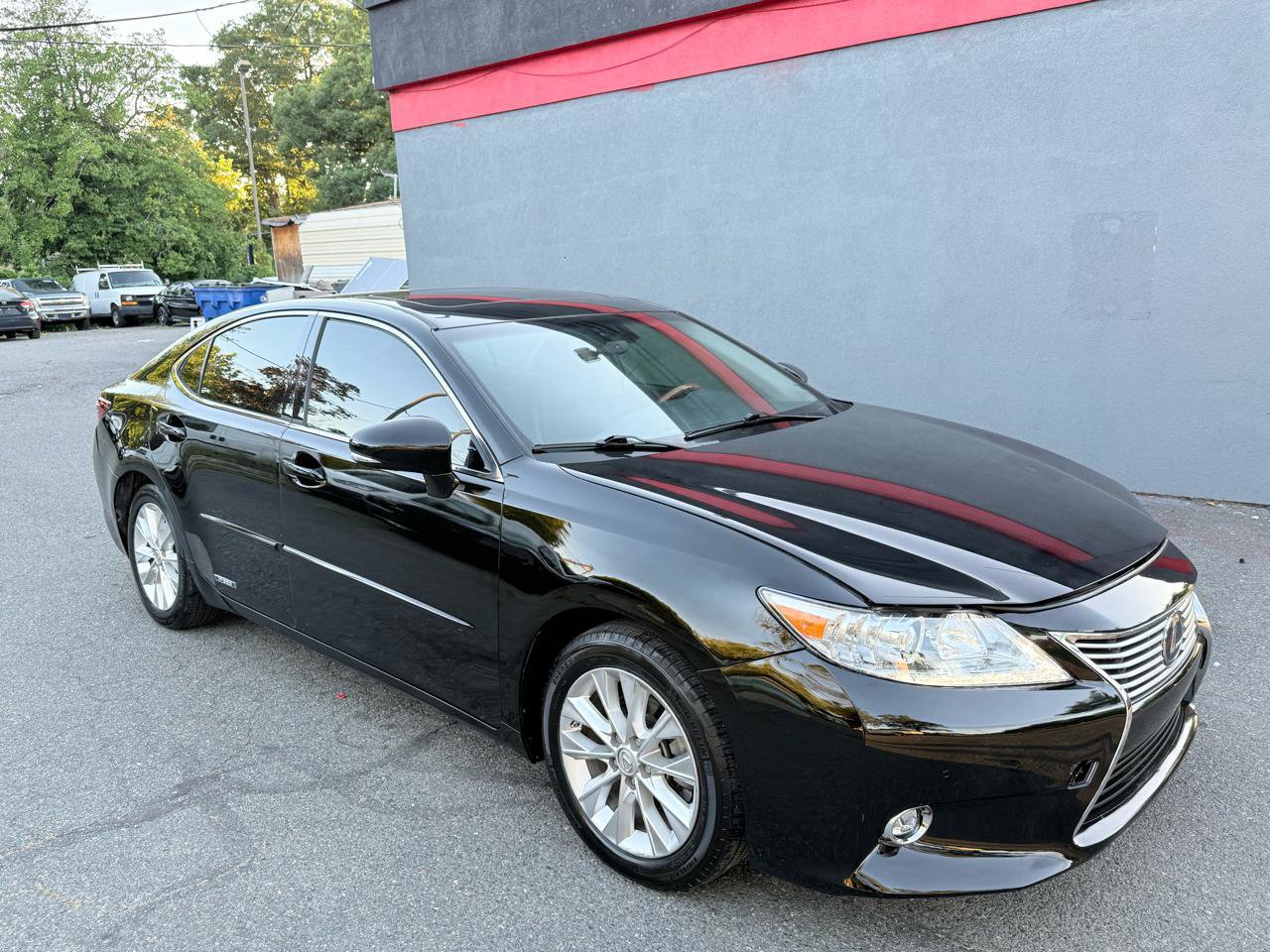 Used 2013 Lexus ES 300h w/ Luxury Pkg FWD image 8