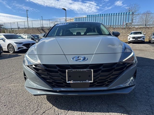 Certified 2023 Hyundai Elantra SEL w/ Convenience Package image 2