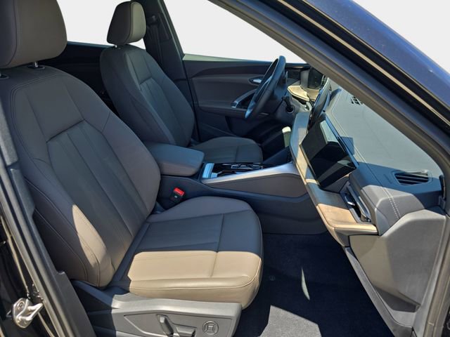 Used 2025 Audi Q5 Premium w/ Convenience Package AWD/4WD image 12