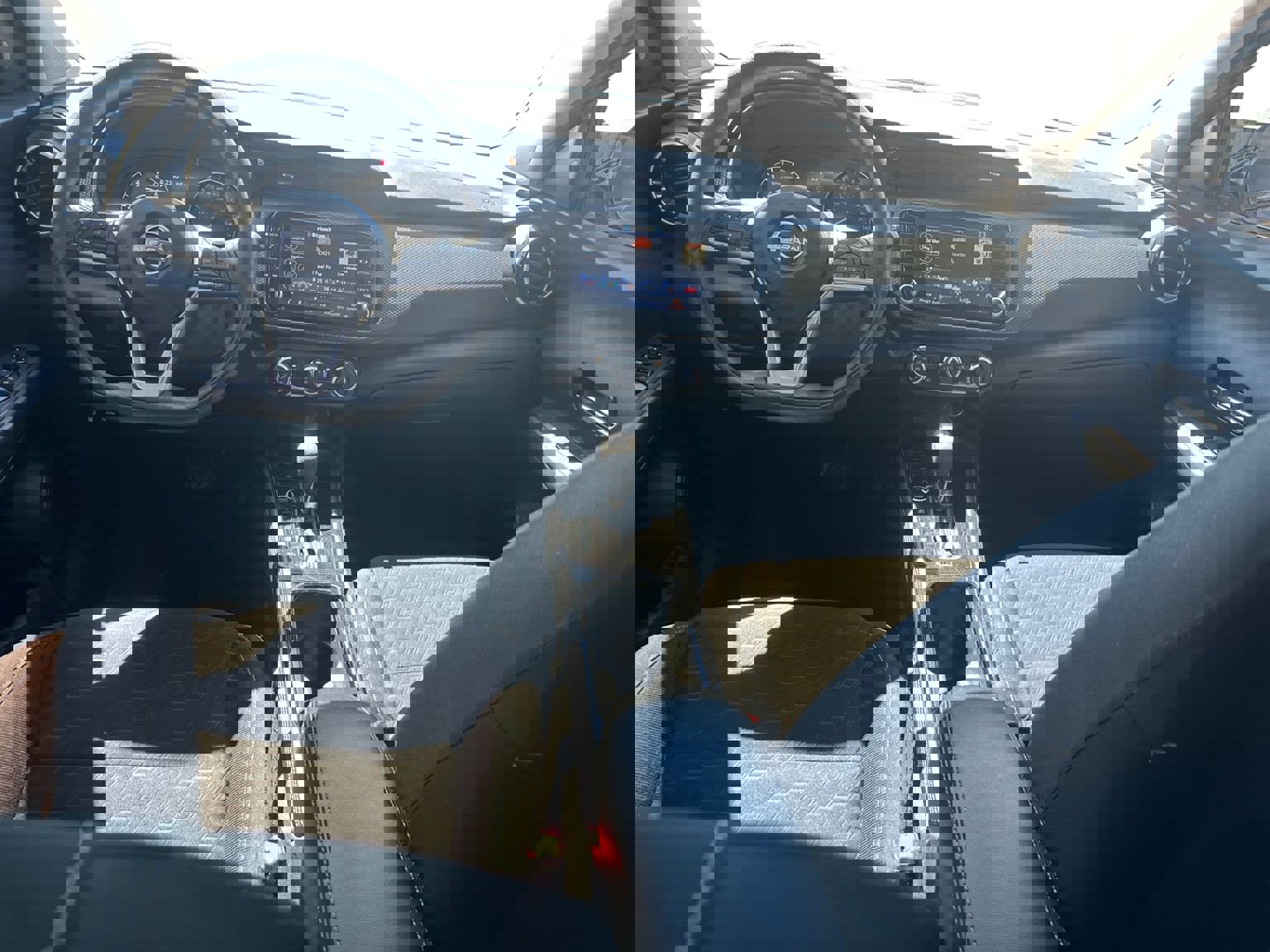 Used 2023 Nissan Kicks SV image 12