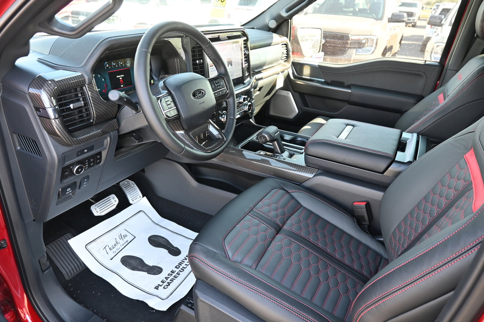 New 2025 Ford F150 Lariat w/ Equipment Group 502A High image 17