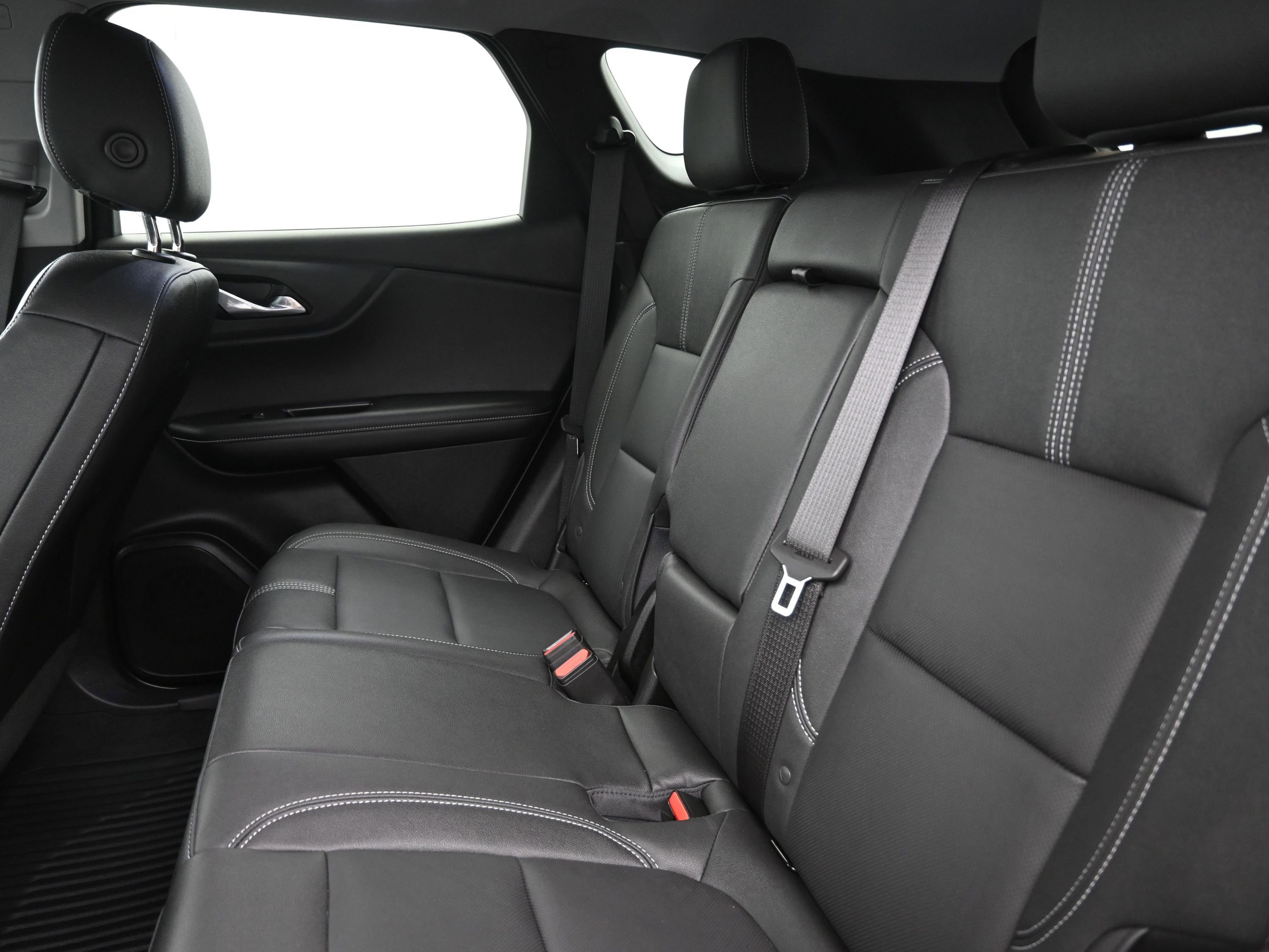 Used 2023 Chevrolet Blazer LT AWD/4WD image 21