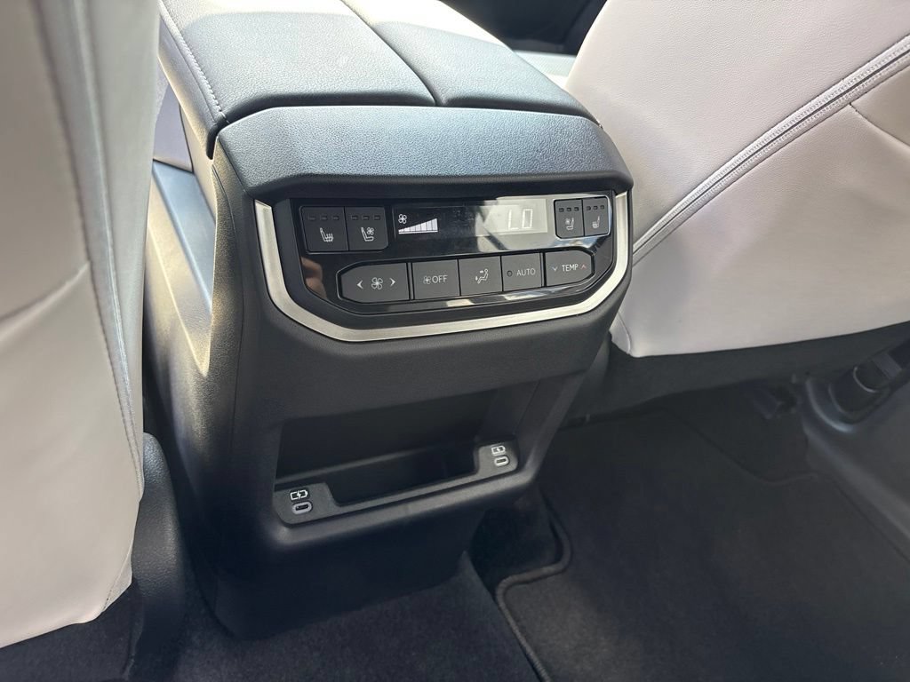 Used 2026 Lexus TX 350 AWD w/ Technology Package image 22