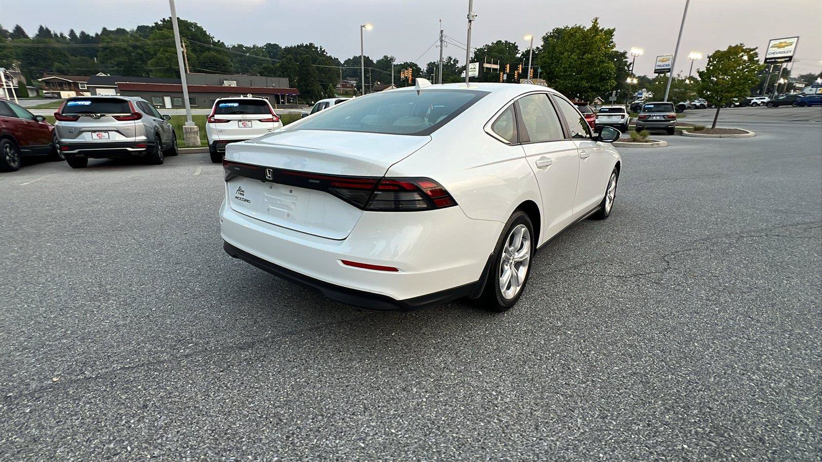 Certified 2025 Honda Accord LX image 4