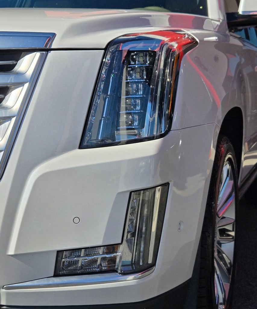 Used 2019 Cadillac Escalade ESV Platinum image 15