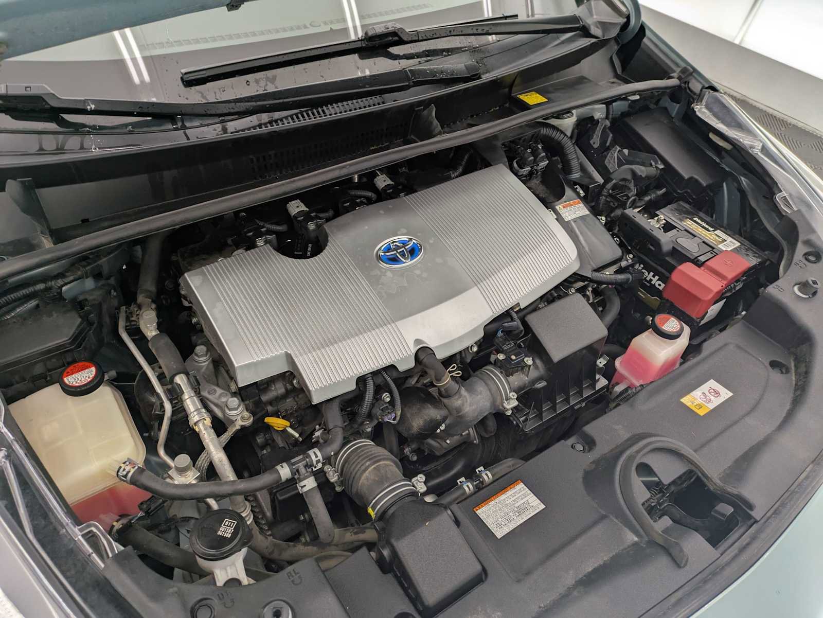 Used 2016 Toyota Prius Four image 15