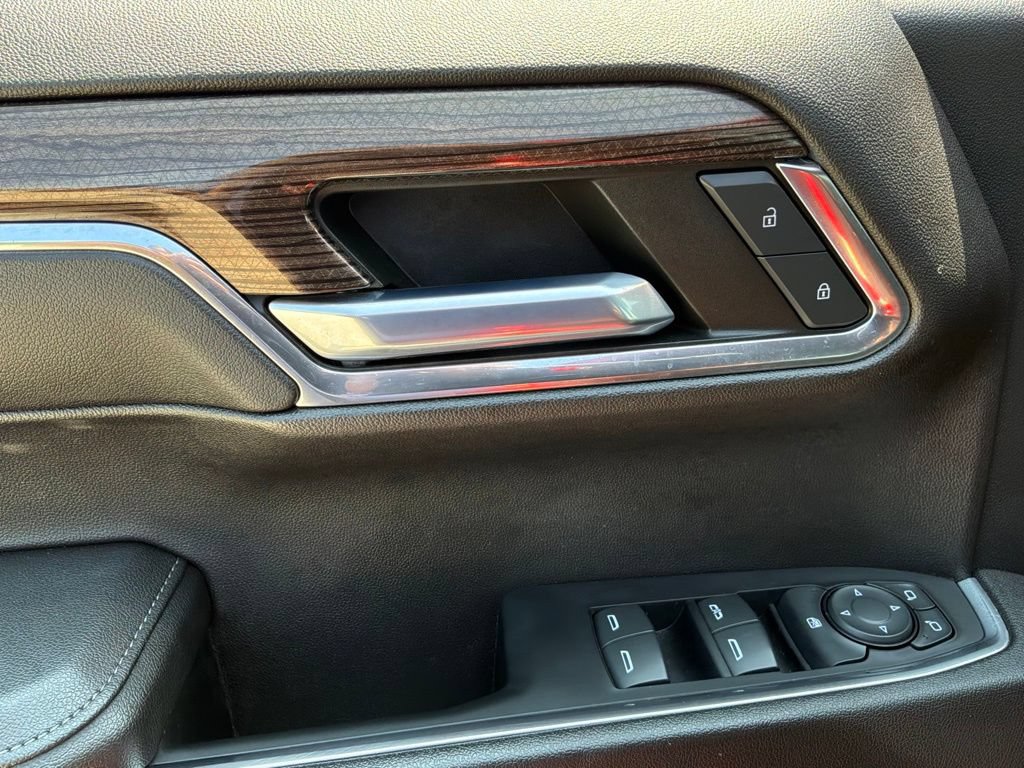 Used 2023 Chevrolet Silverado 1500 LT AWD/4WD image 28