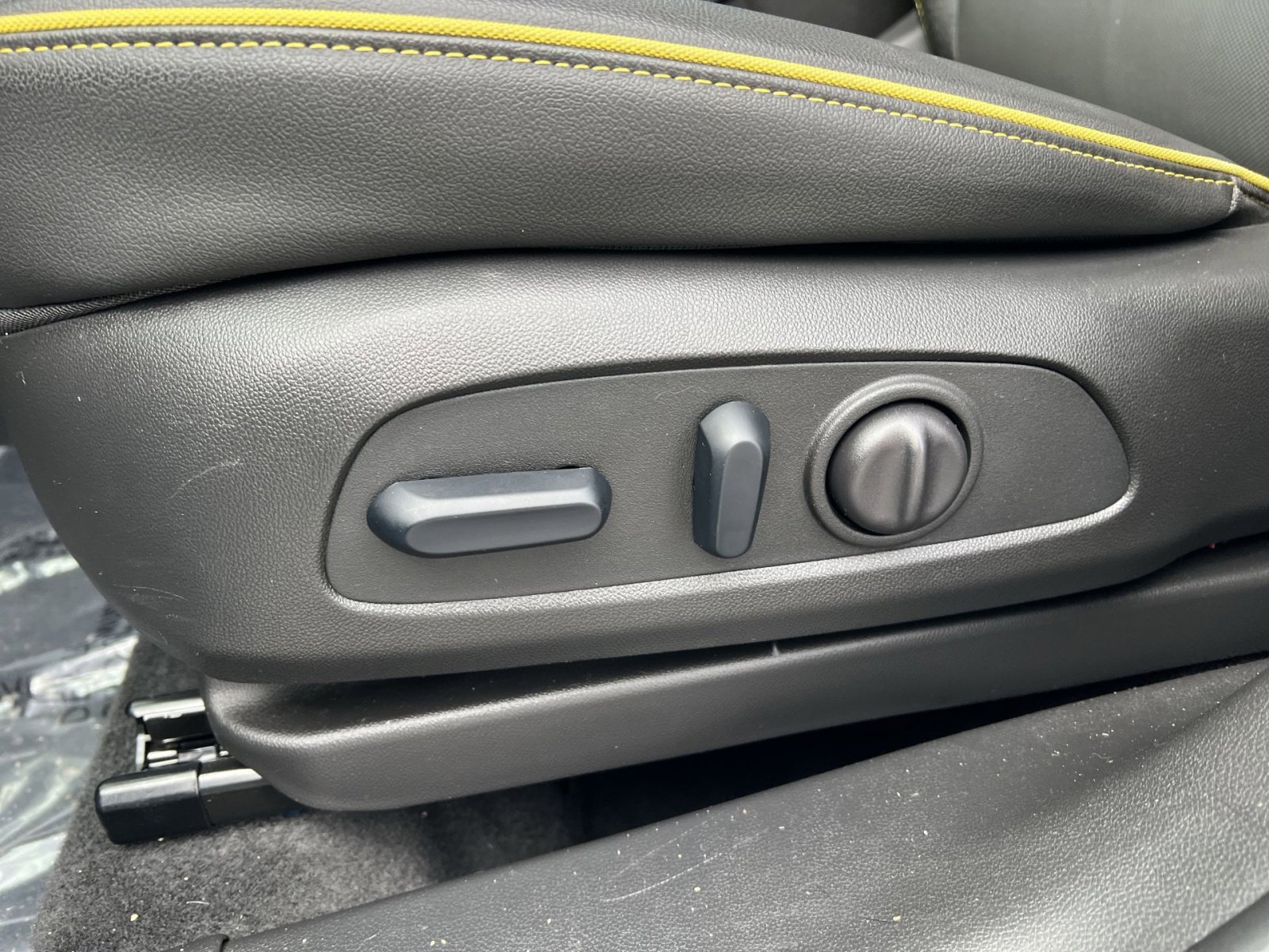 Used 2025 Chevrolet TrailBlazer ACTIV image 14