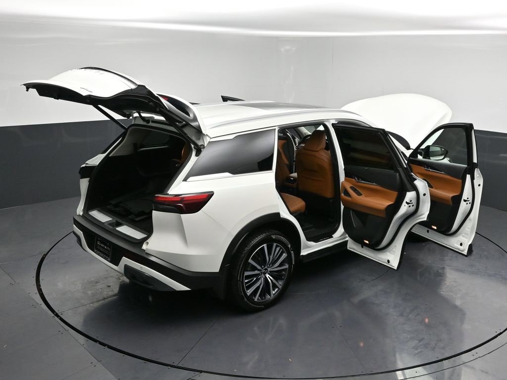 Used 2023 INFINITI QX60 Sensory w/ Vision Package image 34