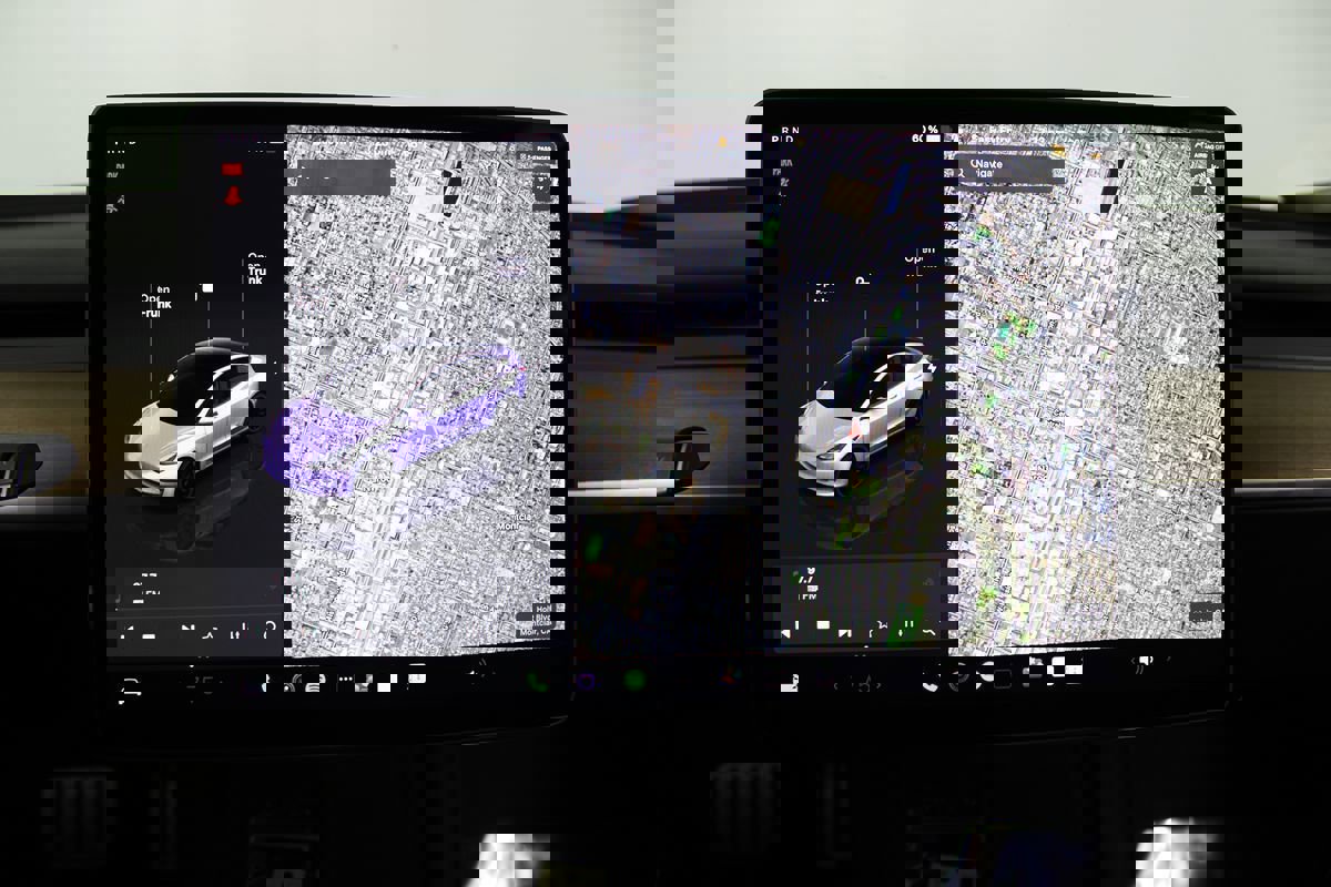 Used 2023 Tesla Model 3 Performance image 13