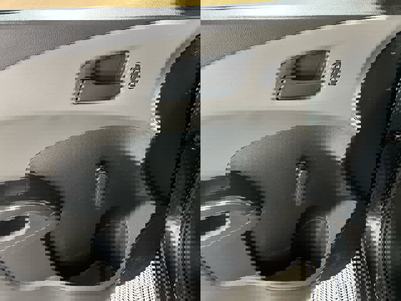 Used 2017 Chevrolet Sonic LS image 12